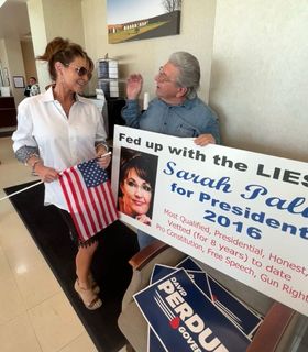 Sarah Palin feet photo thumbnail