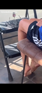 Sarah Palin feet photo thumbnail