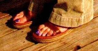 Sarah Palin feet photo thumbnail
