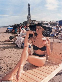 Sarah Parish feet photo 1