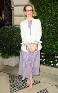 Sarah Paulson feet photo thumbnail