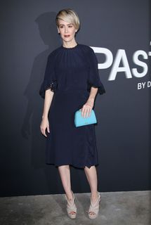 Sarah Paulson feet photo thumbnail