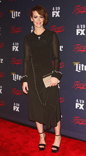 Sarah Paulson feet photo thumbnail