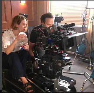 Sarah Paulson feet photo thumbnail