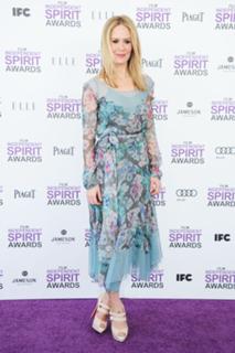 Sarah Paulson feet photo thumbnail