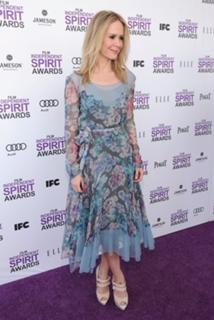 Sarah Paulson feet photo thumbnail
