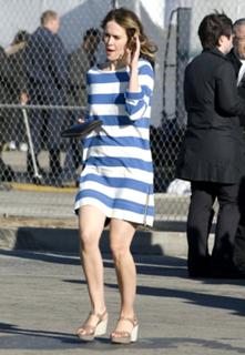 Sarah Paulson feet photo thumbnail