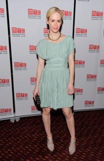 Sarah Paulson feet photo thumbnail