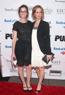 Sarah Paulson feet photo thumbnail