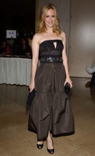 Sarah Paulson feet photo thumbnail