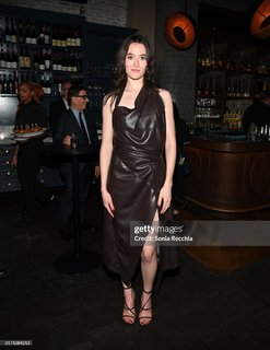 Sarah Pidgeon feet photo 7