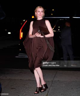 Sarah Pidgeon feet photo 20