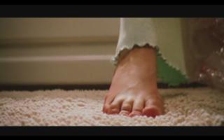 Sarah Polley feet photo thumbnail