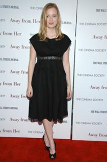 Sarah Polley feet photo thumbnail