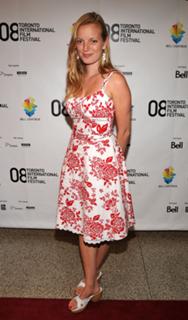 Sarah Polley feet photo thumbnail