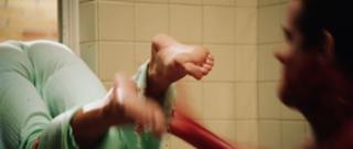 Sarah Polley feet photo thumbnail