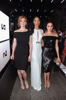 Sarah Rafferty feet photo thumbnail