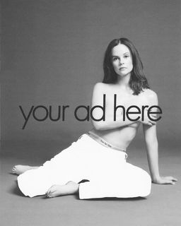 Sarah Ramos feet photo 6