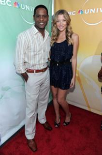 Sarah Roemer feet photo thumbnail