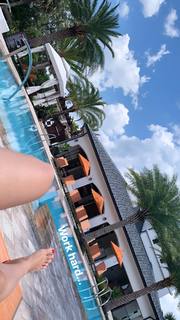 Sarah Schreiber feet photo 12