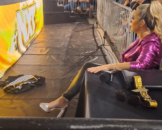 Sarah Schreiber feet photo 8