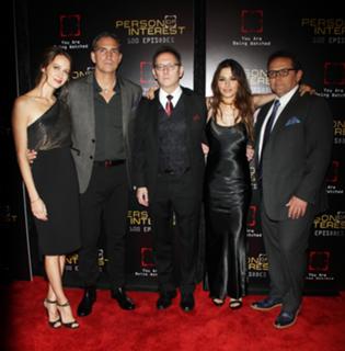 Sarah Shahi feet photo thumbnail
