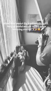 Sarah Shahi feet photo thumbnail