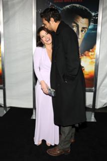 Sarah Shahi feet photo thumbnail