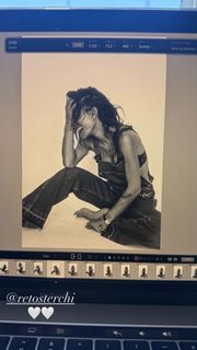 Sarah Shahi feet photo 2