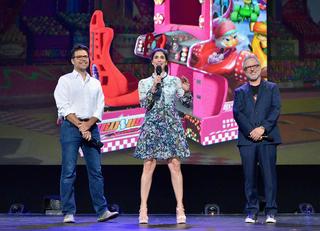 Sarah Silverman feet photo thumbnail