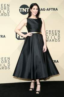Sarah Silverman feet photo thumbnail