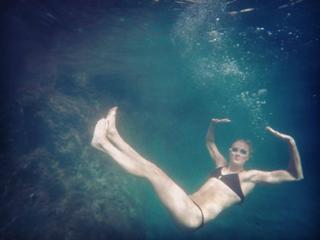 Sarah Sjöström feet photo 5