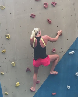 Sarah Sjöström feet photo 10