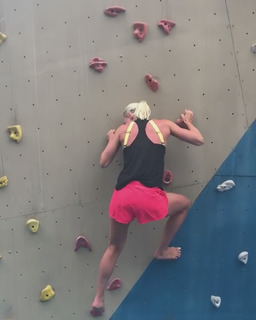 Sarah Sjöström feet photo 8