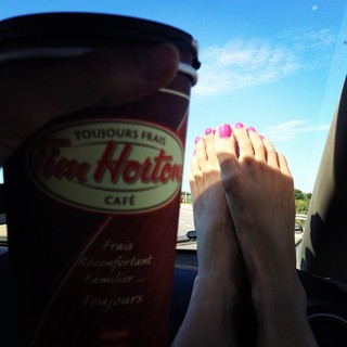 Sarah Smyth feet photo 8
