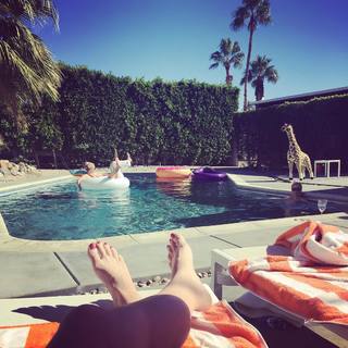 Sarah Smyth feet photo 4