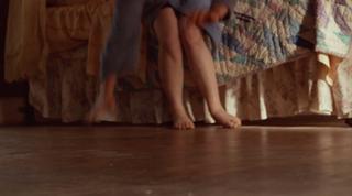 Sarah Snook feet photo thumbnail