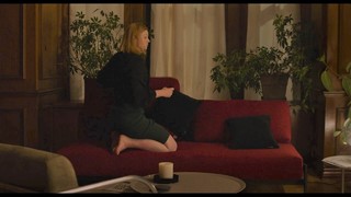 Sarah Snook feet photo thumbnail