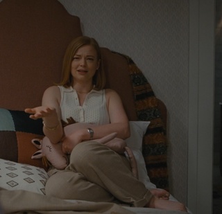 Sarah Snook feet photo thumbnail
