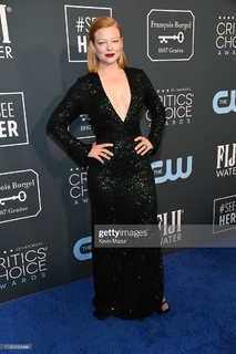 Sarah Snook feet photo thumbnail