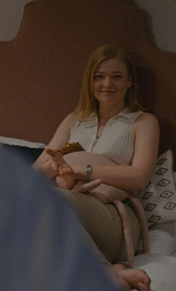 Sarah Snook feet photo thumbnail