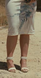 Sarah Snook feet photo thumbnail