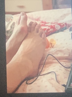 Sarah Solemani feet photo 1