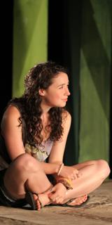 Sarah Steele feet photo 15