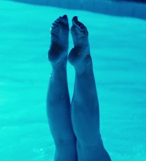 Sarah Steele feet photo 3