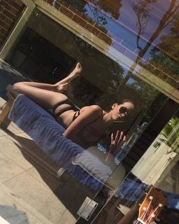 Sarah Stephens feet photo 13