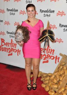 Sarah Tkotsch feet photo 13
