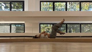 Sarah Toscano feet photo thumbnail