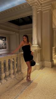 Sarah Toscano feet photo thumbnail