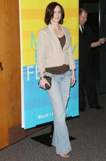 Sarah Wayne Callies feet photo thumbnail